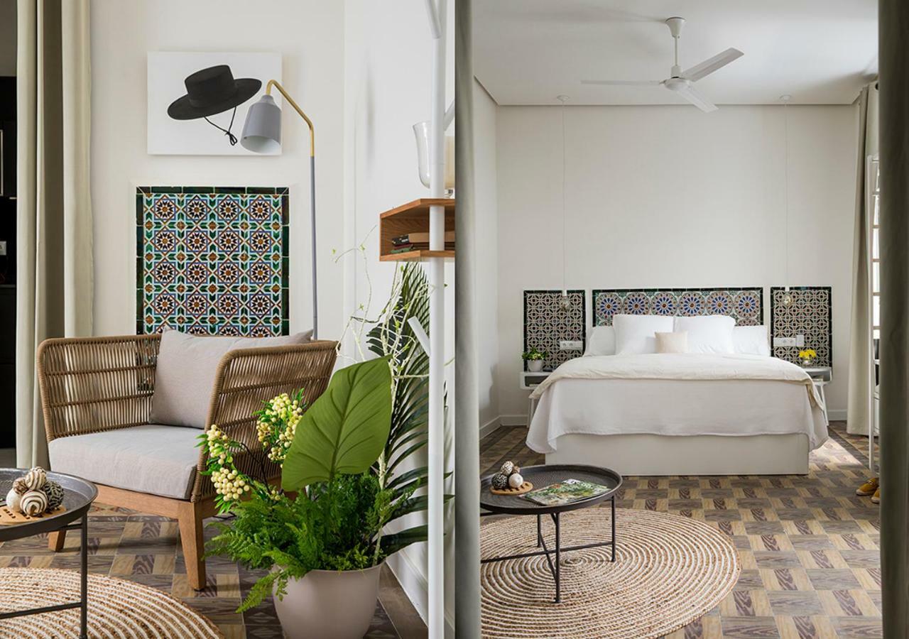 Santa Paula Pool & Luxury Apartment Sevilla Bagian luar foto