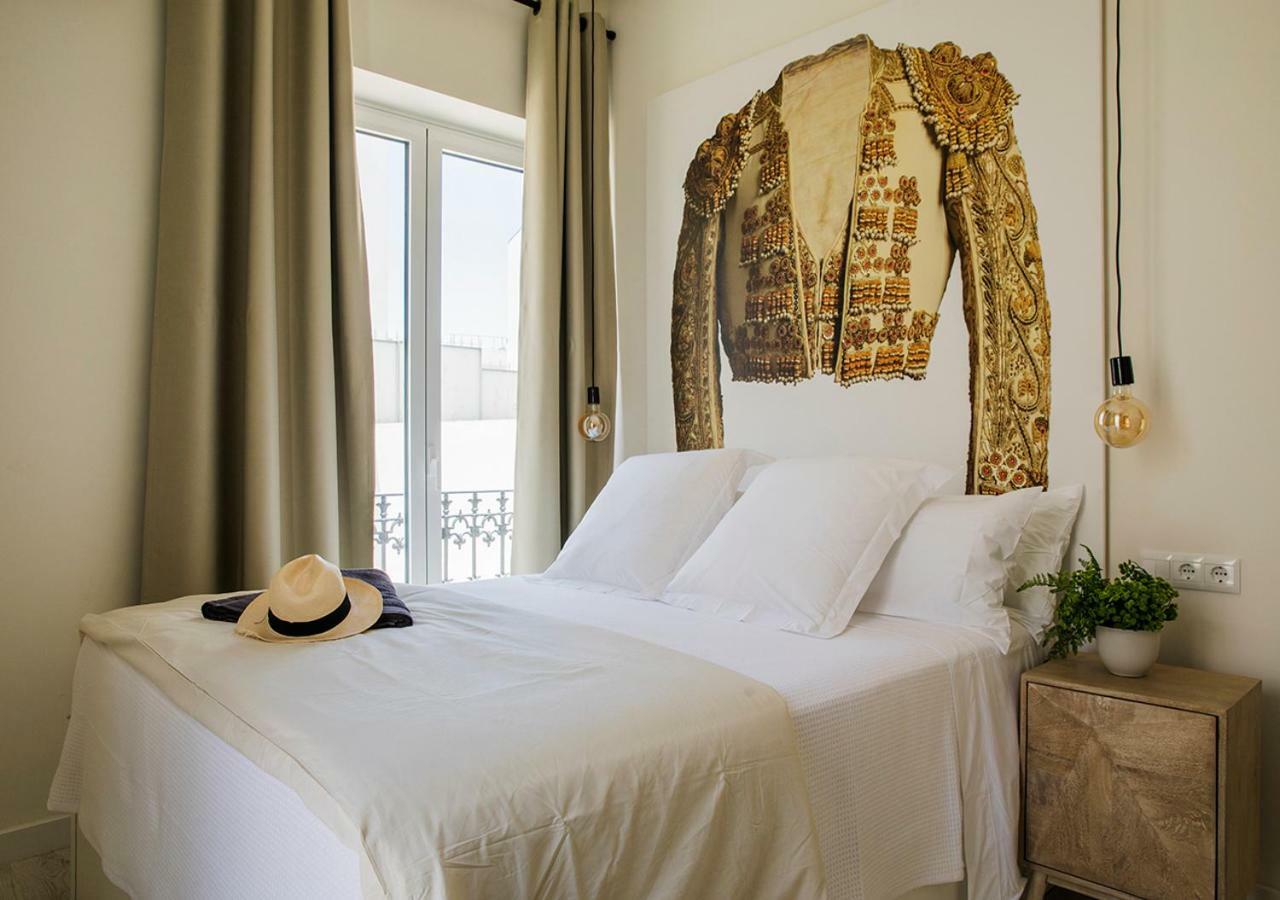 Santa Paula Pool & Luxury Apartment Sevilla Bagian luar foto