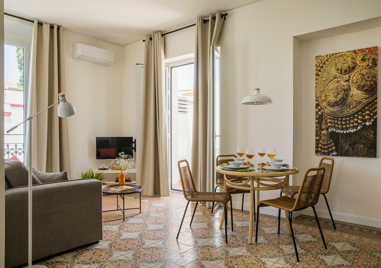 Santa Paula Pool & Luxury Apartment Sevilla Bagian luar foto