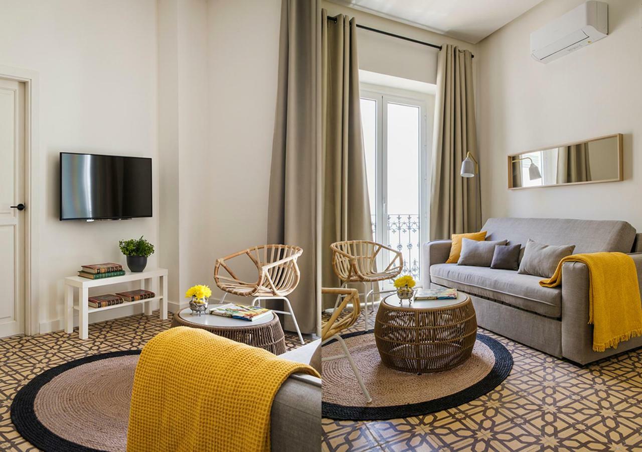 Santa Paula Pool & Luxury Apartment Sevilla Bagian luar foto