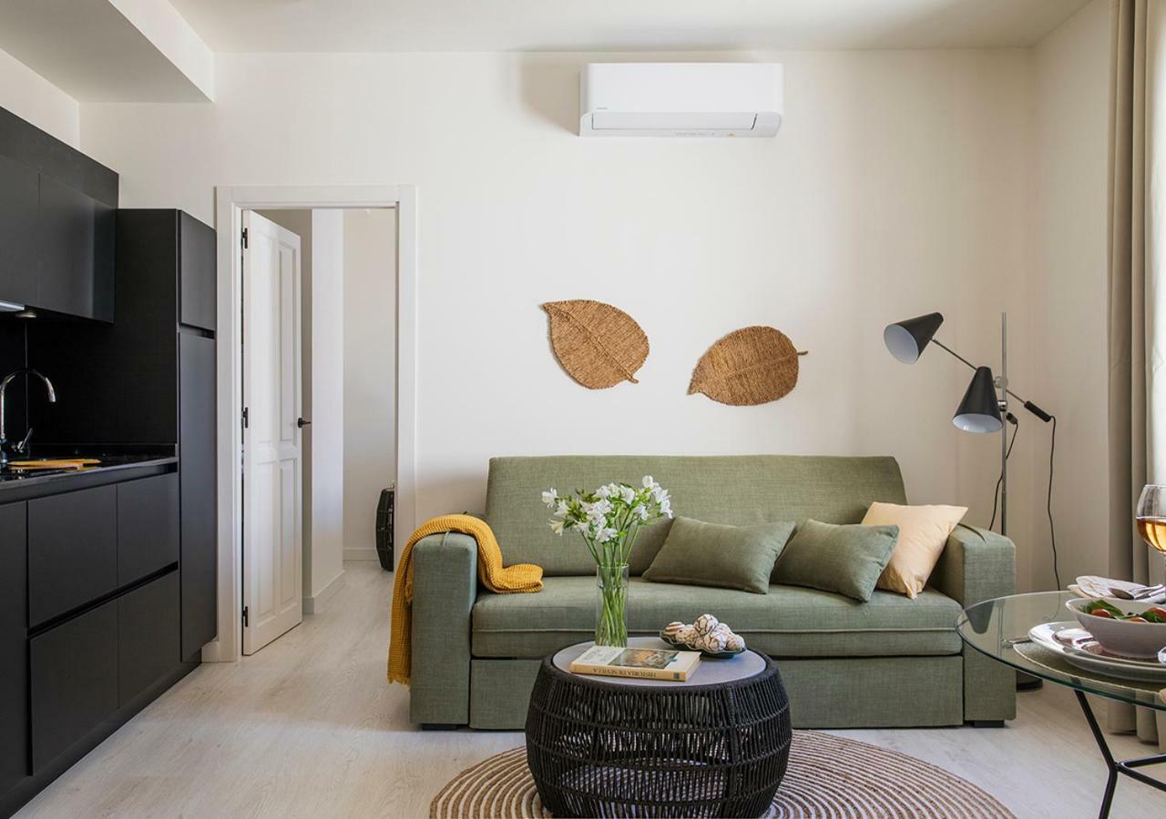 Santa Paula Pool & Luxury Apartment Sevilla Bagian luar foto