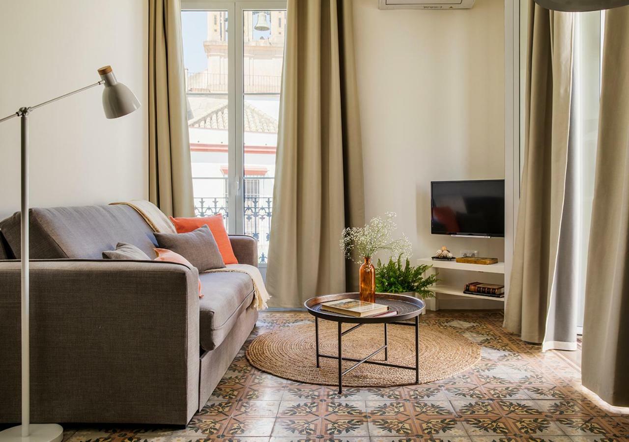Santa Paula Pool & Luxury Apartment Sevilla Bagian luar foto