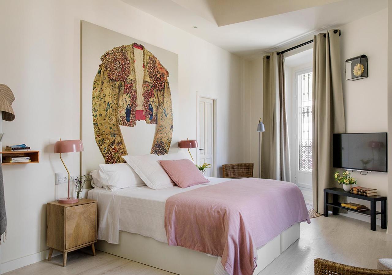 Santa Paula Pool & Luxury Apartment Sevilla Bagian luar foto